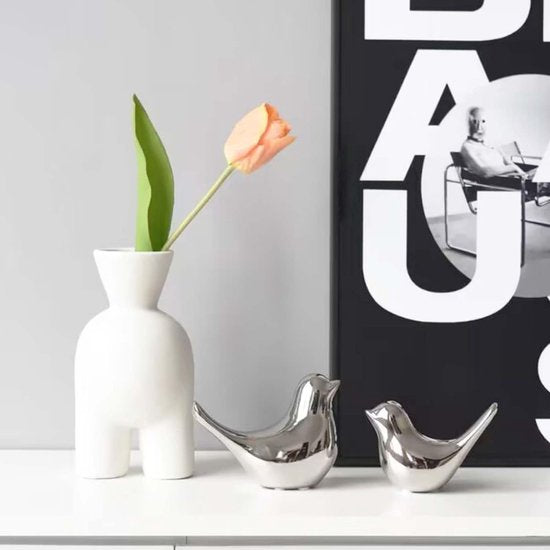 Set van 2 vogelbeelden, moderne dierensculpturen, keramische huissculptuur decoratie voor ornamenten in de woonkamer, slaapkamer, kantoor, bureau en kasten (zilver)