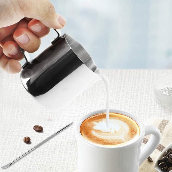 2 stuks melkkannetjes roestvrij staal 150 ml melk-pitcher opschuimen kan zilver soort opschuimkannetje perfect voor melkopschuimer koffiezetapparaat espressoher cappuccino macchiato