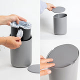 Tove Cosmetic Bin - Exclusief Badkameremmer Design uit Berlijn, 2 L Volume, Antislip, Inclusief Binnenemmer en Smart Bag-functie, Taupe (licht), Zwart