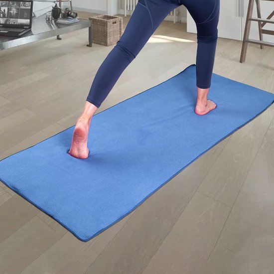 Microfiber Hot Yoga handdoekmat met antislip siliconen handvat en veilige rubberen banden, 24 x 72 inch, blauw