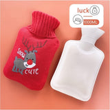 Warmwaterkruik met hoes Premium Hot Water Bottle, 1 l grote capaciteit warmwaterkruik voor pijnverlichting, nek en schouders, rug gezellige nachten voetenwarmer (Lucky Deer Red, 1 l)