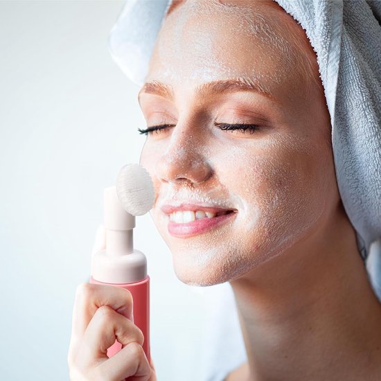 Siliconen reisflessenset met labels, 5 stuks lekvrije reiscontainers en toiletartikelenset voor shampoo crème conditioner lichaamsverzorging, BPA-vrij en TSA getest 90ml & 60ml