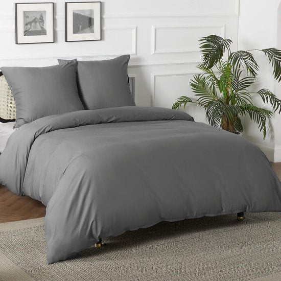 Dekbedovertrek 3-delige beddengoed van 200 x 200 (1 x dekbedovertrek + 2 x kussenslopen) bestaat uit 100% natuurlijk katoen