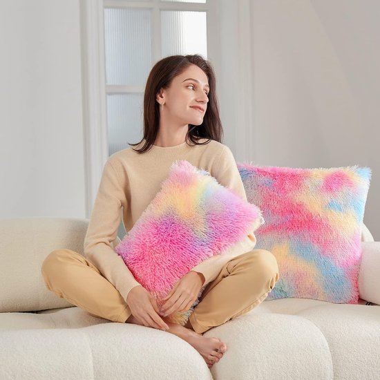 de woonkamer, slaapkamer, bank, stoel, auto, crème kleur.