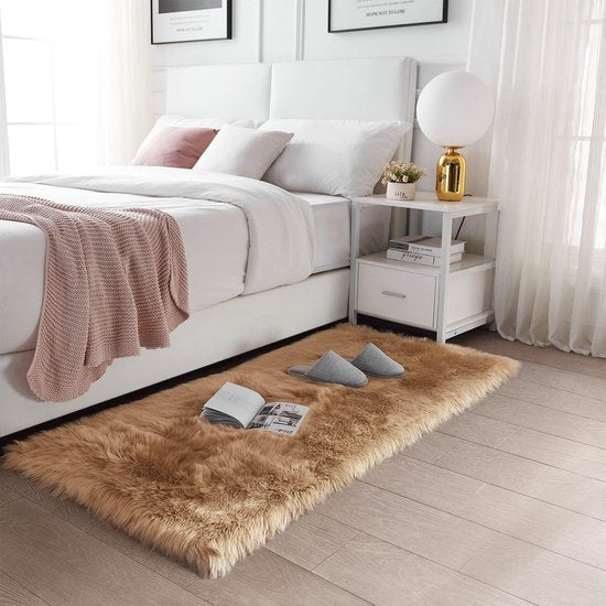 Imitatie lamsvacht schapenvacht tapijt, Kunstbont in superzacht imitatievacht tapijt voor slaapkamer vloer woonkamer woondecoratie tapijt bedmat bankmat (bruin, 60 x 90 cm)
