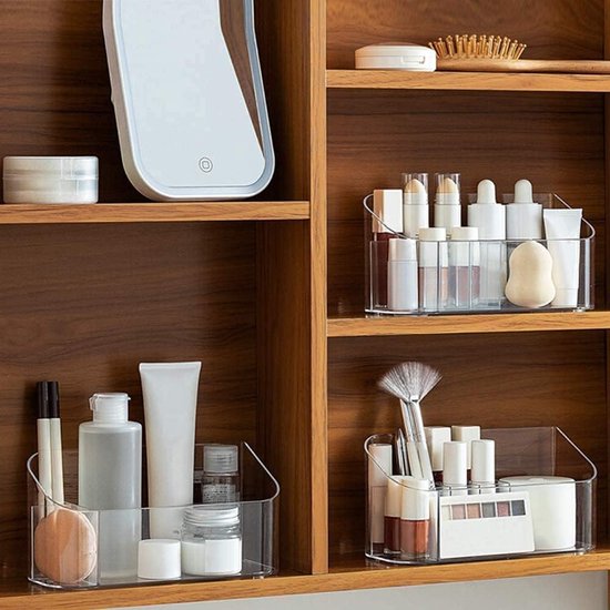 Make-up organizer