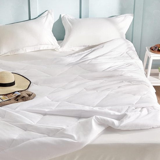 Dekbed 155x220 cm zomerdeken, zomer dekbed 155 x 220, licht dun zacht ademend zomerdekbed, deken 150gsm microvezel wit (155x220cm)