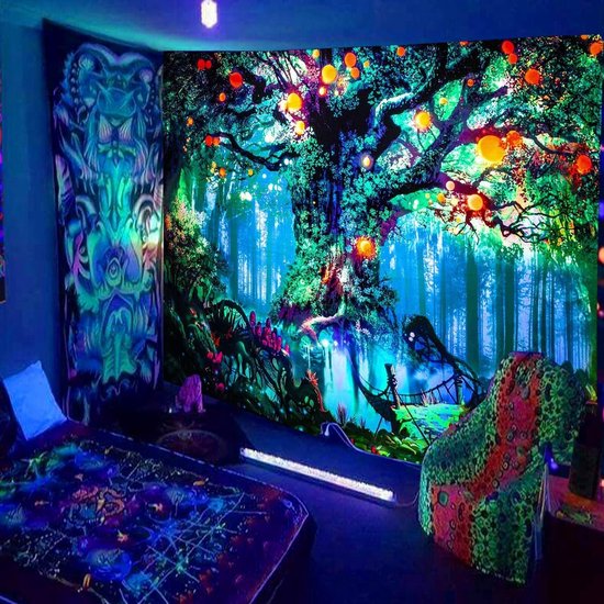 Fantasierijk zwart licht boomtapijt met bosfee, natuur en magische elfenmotieven, muurophanging en trippy UV-reactieve wandtapijten voor slaapkamer - 150 cm x 200 cm