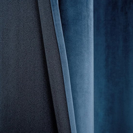 Pauwenblauw 2 panelen, zacht, fluweel, verduisteringsgordijn, thermogordijn, temperatuurinstelling, met oogjes, voor slaapkamer, woonkamer, elegante decoratie, 140 x 175 cm