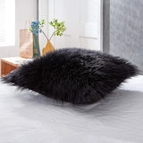 Schapenvacht Kussen - Imitatiebont Lamsvacht, Schapenvel Imitatievacht - Kunstbont Slaapkamer Woonkamer - Wasbaar Bont, Decoratiebont - Zwart - 43 x 43 cm Kussen