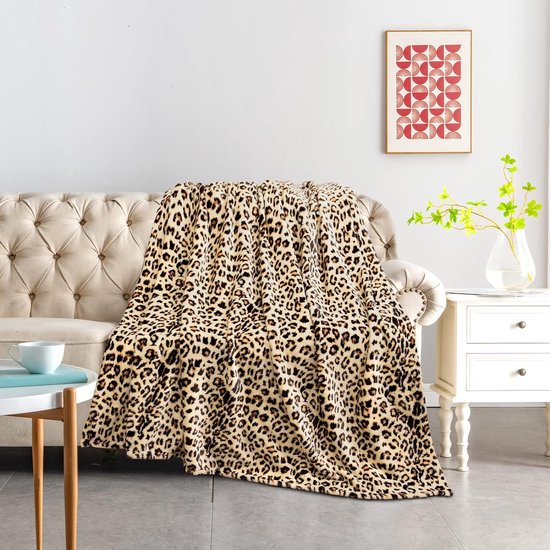 Knuffeldeken luipaarddeken met luipaardpatroon, 150 x 200 cm, fleecedeken, wollig, luipaardpatroon, zachte bankdeken, woondeken, bankdeken