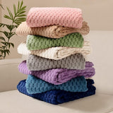 Fleece knuffeldeken, extra zachte wollige dekens, lichte, gezellige microvezel bankdeken/wollen deken voor kantoor, stoel en camping, 130 x 150 cm, camel