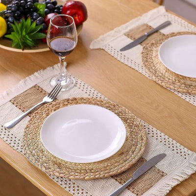 Set van 6 bohemien geweven placemats van stof en katoen - Rechthoekig - Rustiek macramé - Beige - Voor rustieke bruiloft, familiefeest, eettafel en keuken - 30 x 50 cm Set van 6 bohemien geweven placemats van stof en katoen - Rechthoekig - Rustiek macramé - Beige - Voor rustieke bruiloft, familiefeest, eettafel en keuken - 30 x 50 cm