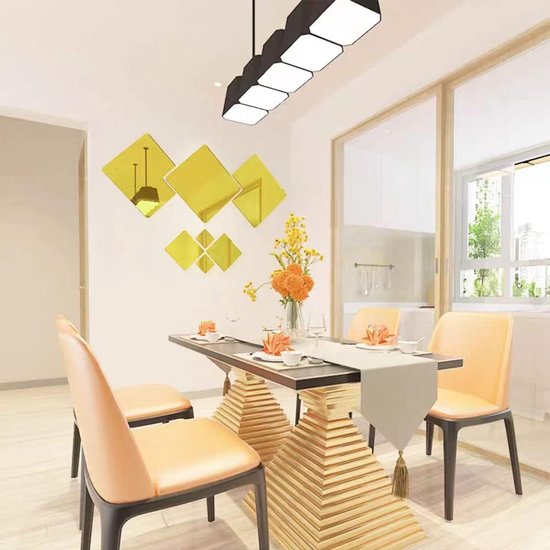 Je ontvangt 7 stuks spiegelstickers, de gecombineerde grootte is ongeveer 80 x 55 cm