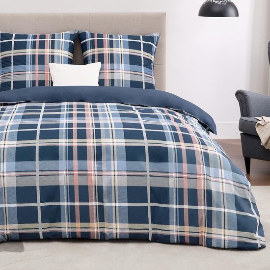 Dekbedovertrek Hoogwaardig materiaal: ons beddengoed 200 x 200 (1 dekbedovertrek + 2 kussenslopen) is gemaakt van 100% natuurlijk katoen