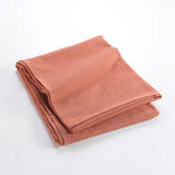 Lucile Marsala deken van katoenmix, 180 x 220 cm Lucile Marsala deken gemaakt van een mix van katoen, 180 x 220 cm.