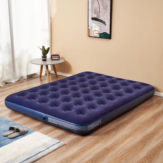 Queen size luchtbed opblaasbaar bed, opblaasbare matras camping slaapmat. Koningin grootte luchtbed, opblaasbaar bed, opblaasbare matras voor kamperen, slaapmat.