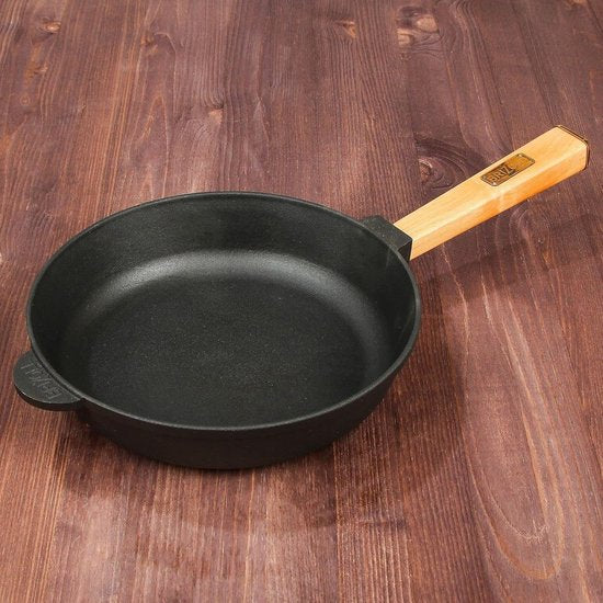 Cast Iron Frying Pan with Removable Wooden Handle and Spatula, 58mm high, 24 cm, High Rim