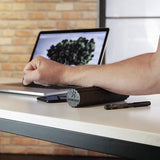 CARE with CORE Fascia-set bestaande uit fasciarol CARE 35 x 14 cm, middelhard met groef rondom, twee kleine rollen met glad en genopt oppervlak, 20 x 4,5 cm, zwart met e-book