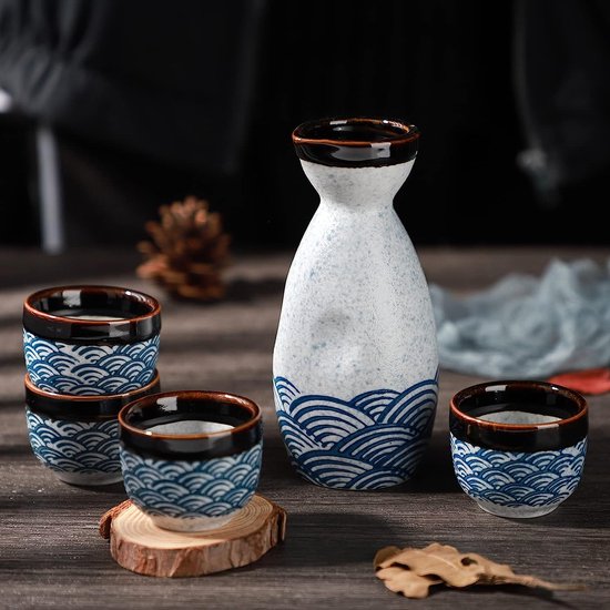 Japanse Liquor Sake Set met Sake Beker Wijnpot Porselein Sake Set voor warmers (1 Sake-Pot 4 Sakebekers)