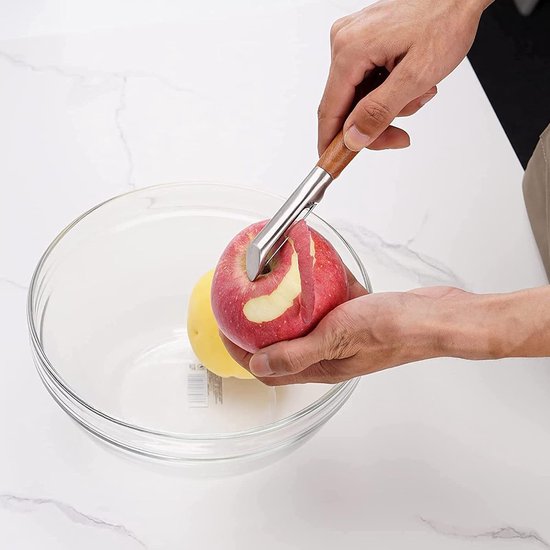 Peeler voor fruit en groenten, roestvrijstalen peeler, keukenpeeling gereedschap met houten handvat.