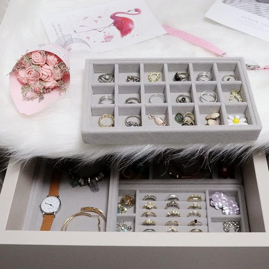 Sieradenlade Organizer Box, stapelbare set van 4 sieradenaccessoires opbergset, voor oorbellen, armbanden, armbanden, kettingen en ringen, opbergdoos voor sieraden, oorbelhouder (melkwit)