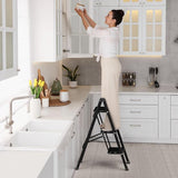 Trapladder, 3 treden, inklapbaar, aluminium vouwladder, draagbare vouwladder met breed anti-slip pedaal, opvouwbare huishoudladder, lichte ladder, draagvermogen 150 kg, zwart