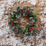 Kerstadventskrans, deurkransen met sneeuwvlokken, bessen en dennenappels, 32 cm