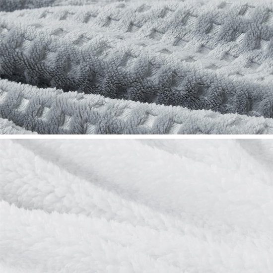 Fluffy Bed Linen 200 x 200 cm Grey - Winter Duvet Cover Fleece with 2 Pillowcases 80 x 80 cm, Warm Bedding Sets with Zip, Cuddly Waffle Pique Winter Bed Linen for Double Bed