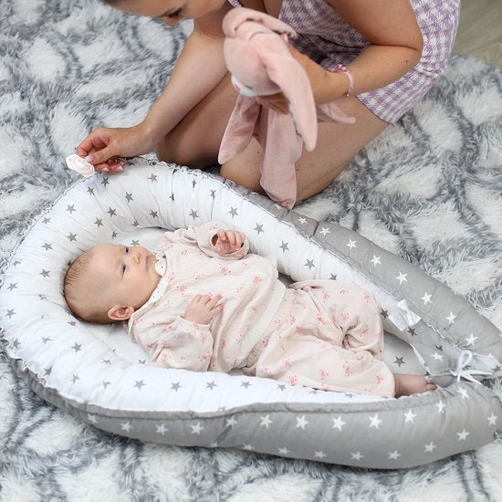 Baby Nest Cocoon Newborn 90 x 50 cm - Handmade Cuddly Nest, Baby Cot Bumper, Made of Cotton, Stars Grey / White