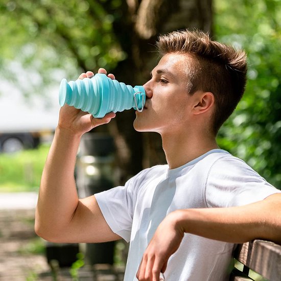 Breezy-Sky Drinkfles opvouwbaar met karabijnhaak - 650 ml - BPA-vrij - lichte, lekvrije waterfles voor sport, universiteit, fitness, gym, wandelen, outdoor, kamperen, klimmen, hardlopen (lichtblauw)