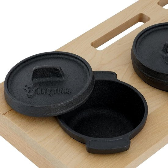 Mini Dutch Oven Set met houten onderlegger, 3 x 11 cm, gietijzeren set van 3 serveerpotten, reeds ingebrand, preseasoned, kookpan, kleine braadpan, gietijzeren pan