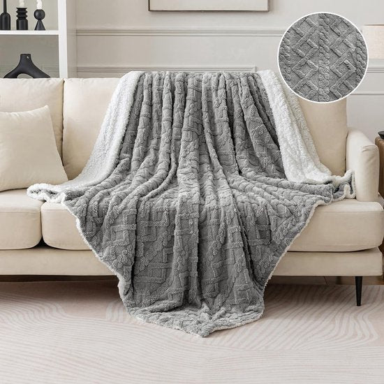 Deken voor de bank, gebreide deken, dikke woondeken, 150 x 200 cm, lamsdeken, sprei, gestreept, wollig, zachte deken, bankdeken, voor bed, bank, woonkamer, licht lichtgrijs