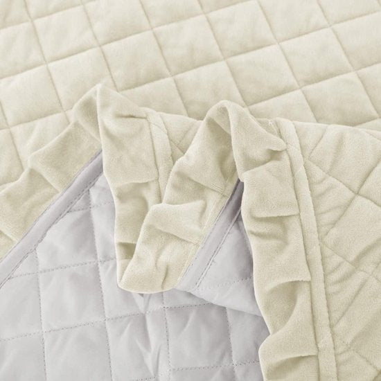 3-delige sprei: de sprei bestaat uit een dekbed van 220 x 240 cm en een kussensloop van 50 x 75 cm.