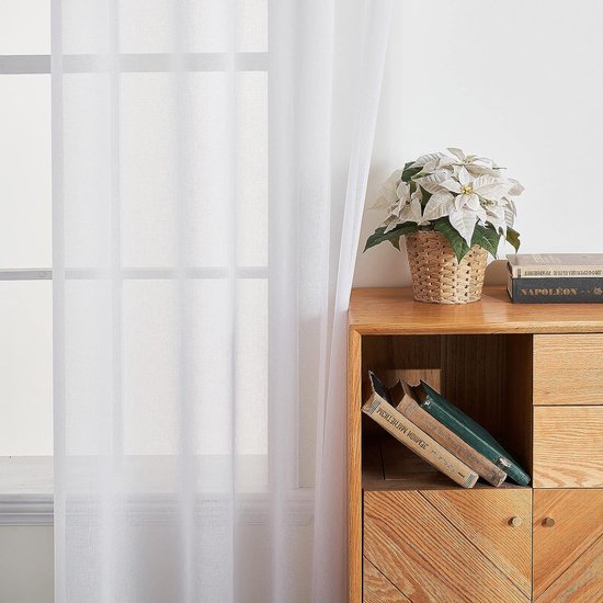 Set van 2 transparante voile gordijnen met oogjes transparant voile polyester ringgordijn transparant woonkamer luchtig decoratief gordijn voor slaapkamer 140 x 245 cm (b x h) wit