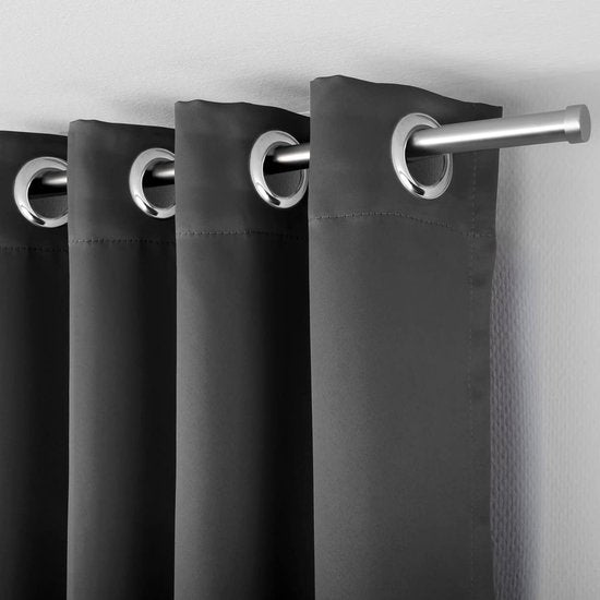Gräfenstayn Alana Thermogordijn, effen verduisteringsgordijn met ringen, 135 x 245 cm (b x h), vele aantrekkelijke kleuren, met Öxo-Tex-keurmerk, 2 stuks, zwart