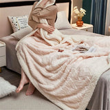 Wollige Sherpa knuffeldeken, hoogwaardige schapendeken, super warme fleecedeken als bankdeken, sprei of woondeken, bankdeken, beige, 150 x 200 cm