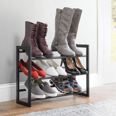 Vicye Schoenenrek, 3 niveaus, schoenenrek, ruimtebesparend met 5 haken, stapelbaar schoenenrek, outdoor schoenenstandaard van metaal, voor entree, garage en slaapzaal, zwart Vicye Schoenenrek, 3 niveaus, schoenenrek, ruimtebesparend met 5 haken, stapelbaar schoenenrek, outdoor schoenenstandaard van metaal, voor entree, garage en slaapzaal, zwart