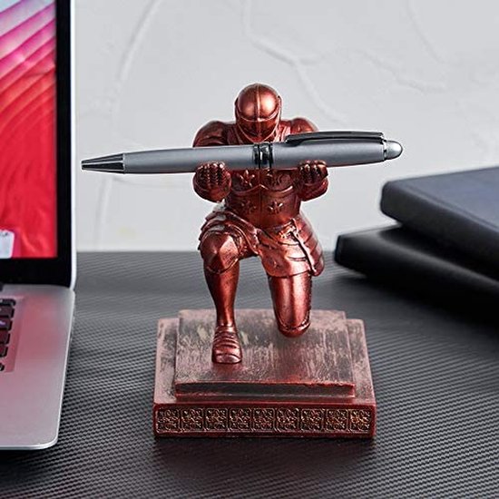 Knight Pennenhouder Pennenhouder met een pen voor eigen decoratie voor op het bureau rood cadeau prijs