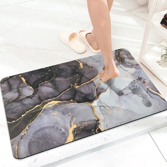 Antislip badmat: afmetingen: 40 x 60 cm. De antislip badmat is gemaakt van natuurlijk rubber aan de achterkant en heeft een unieke antisliptextuur