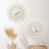 Macramé Wandspiegel, wanddecoratie met franjes, wandbevestiging, boho, rond, beige, veer, hanger, decoratie voor woning, huis, slaapkamer en woonkamer