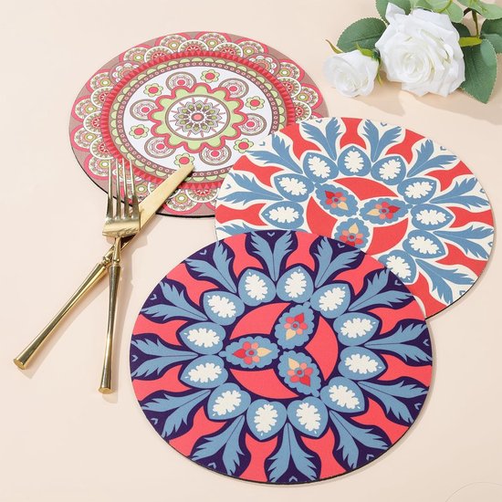 Placemats en onderzetters set van 6, diameter 22 cm, ronde mandala placemats, warmte-isolatie, wasbaar, antislip rubberen placemats voor de eettafel, keuken