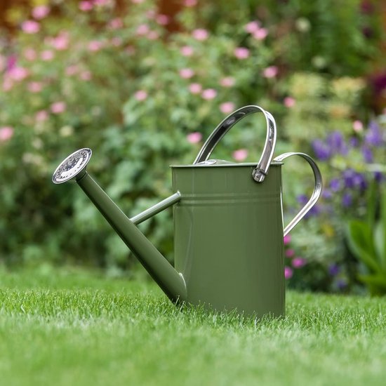 4,5 liter vintage gieter in olijfgroen verzinkte stalen kan voor dagelijks gieten kan in klassieke Engelse stijl met 2 handgrepen