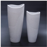 Vaasset, witte bloemenvaas set van 2, decoratieve vaas voor in de woonkamer met een dikke bodem, handgemaakte vaas van hars, geschikt voor kantoor en bruiloften met pampasgras, 28 cm en 23 cm hoog.