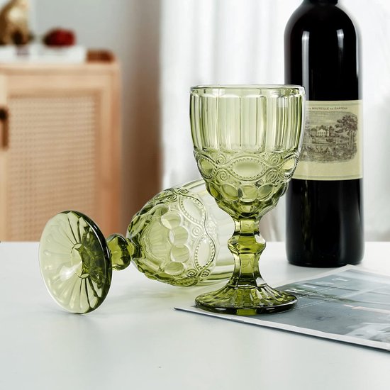 Gekleurde glazen kelk, set van 6, wijnglazen met reliëf, 10 oz verdikt wijnglas van glas, voor sapdrinken, bruiloft, wijnglas (kleur: groen, maat: serpentine)