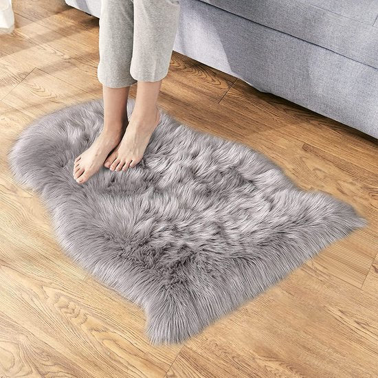 Antislip lamsvel tapijt, shaggy lamsvacht tapijt, geschikt voor woonkamer tapijten pluizig lang haar vacht look gezellige schapenvacht bed tapijt sofa mat (60 x 90 cm, grijs)