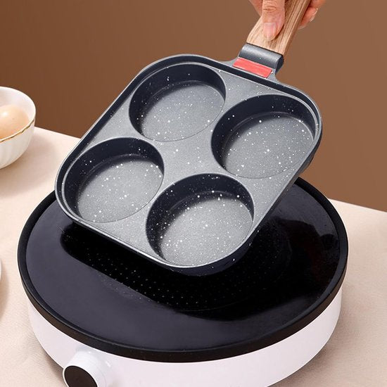 4-kops koekenpan, pannenkoekenpan voor inductie- en gaskookplaten, pannenkoekenpan met houten handvat, antiaanbaklaag, gebakken eierburgerpan, 4 eieren, pannenkoekenpan van aluminium