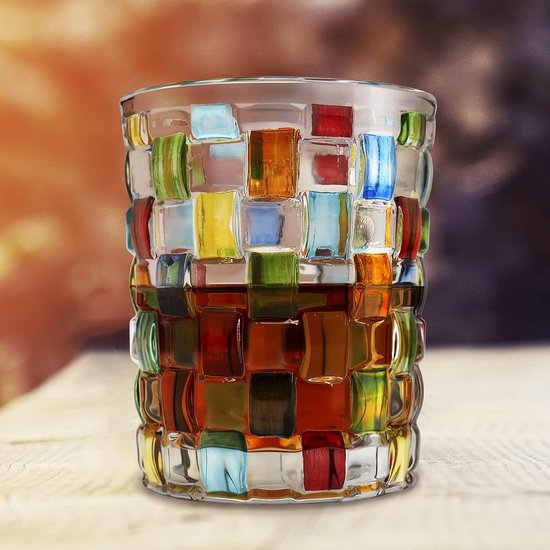 handbeschilderd stijlvol cocktailglas kleurrijk gestreept kristalwijnglas voor Scotch, Bourbon, likeur voor Scotch-liefhebbers (vintage glas in lood met verweven vormen)