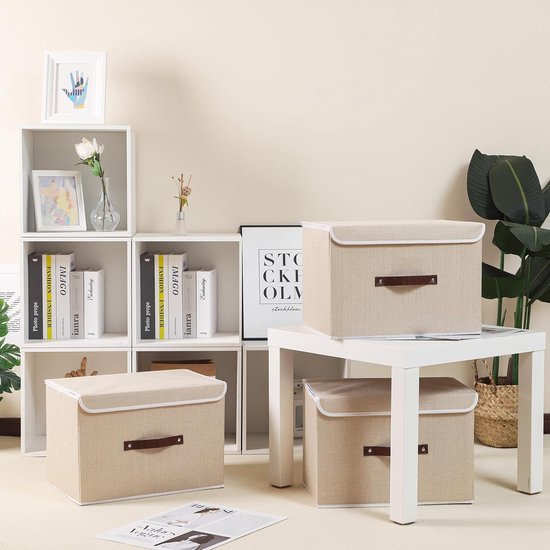 Opberger,opbergdozen worden ondersteund door een PP-plaat