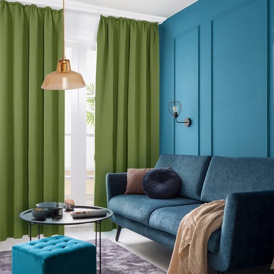 Verduisteringsgordijnen met thermische isolatie, plooiband, ondoorzichtig Blackout gordijnen met thermische isolatie, plooiband, ondoorzichtig.